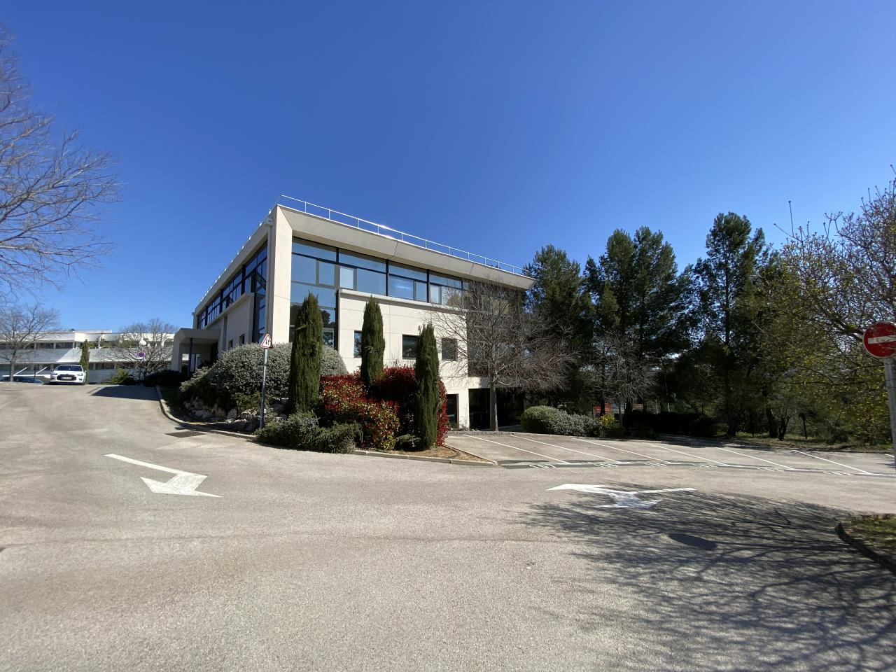 Bureau Aix-en-Provence 484m² Location bureau Aix-en-Provence Bouches-du-Rhône OLBUR2114977 14